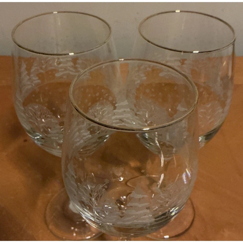 Libbey Winter Scene Set Of 3 Wine Water Glasses Frosted Trees Gold Rims - Picture 8 of 9